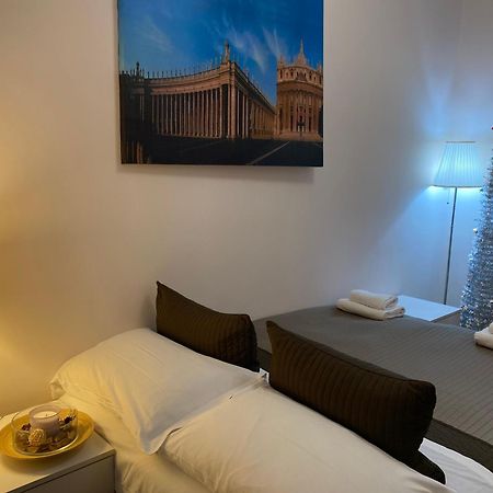 Emi House Re Di Roma , Intero Appartamento - 80 Mq エクステリア 写真