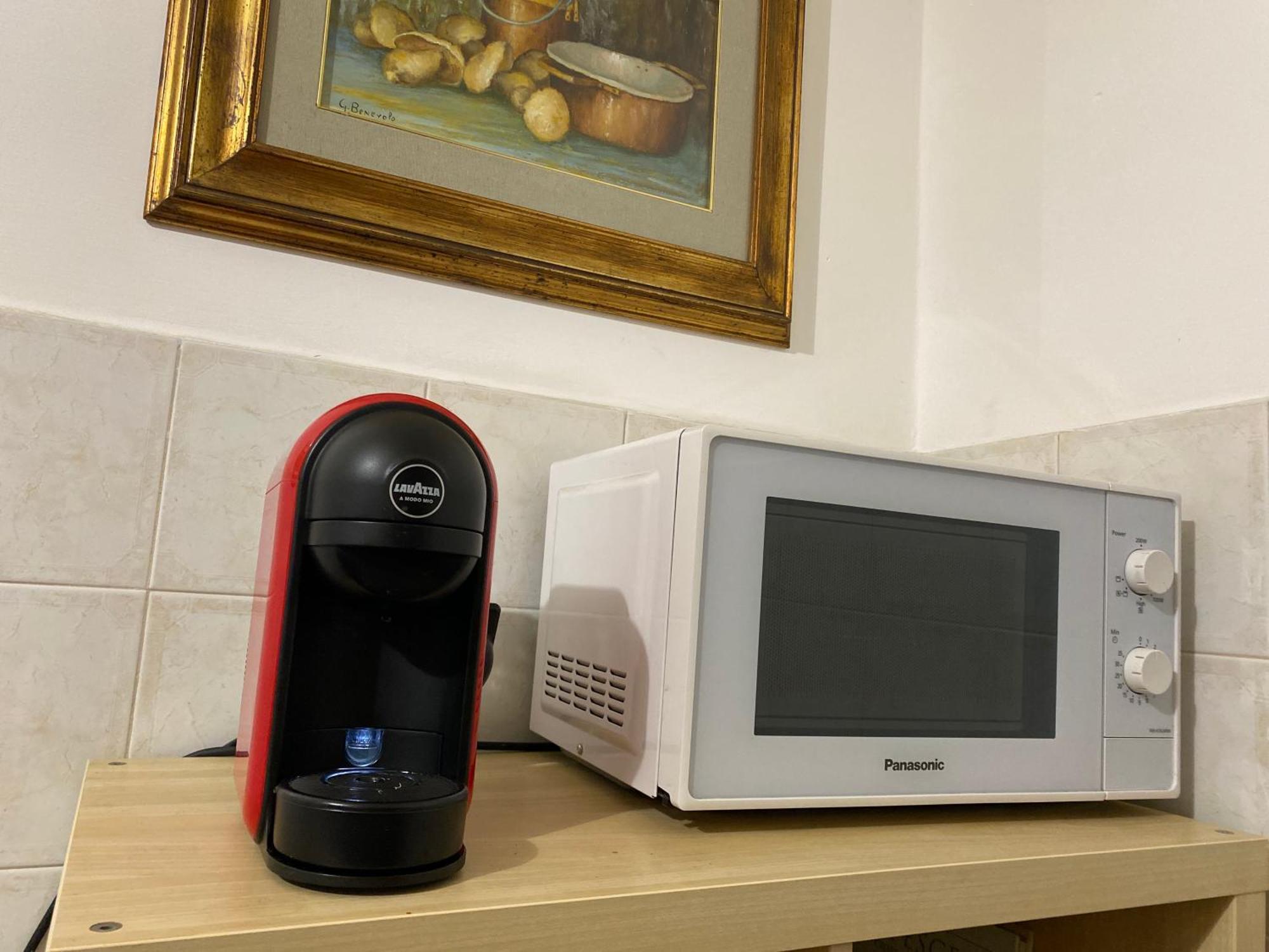 Emi House Re Di Roma , Intero Appartamento - 80 Mq エクステリア 写真