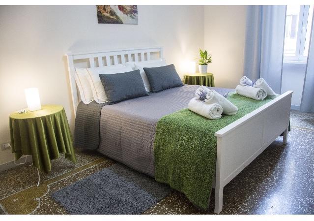 Emi House Re Di Roma , Intero Appartamento - 80 Mq エクステリア 写真