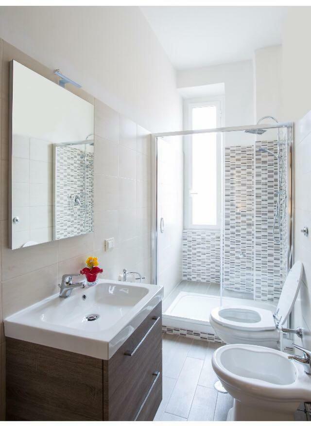 Emi House Re Di Roma , Intero Appartamento - 80 Mq エクステリア 写真