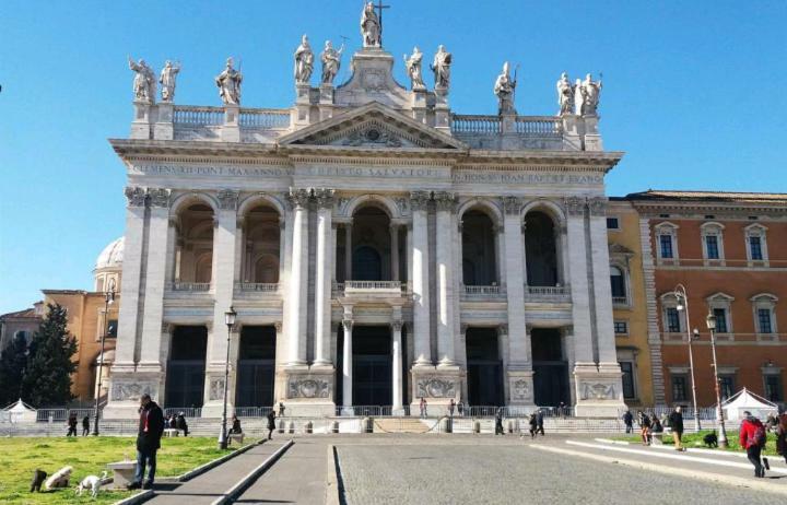 Emi House Re Di Roma , Intero Appartamento - 80 Mq エクステリア 写真